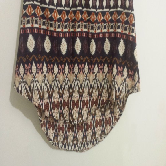 Live 4 Truth Pattern Print Sleeveless Top - Picture 4 of 7